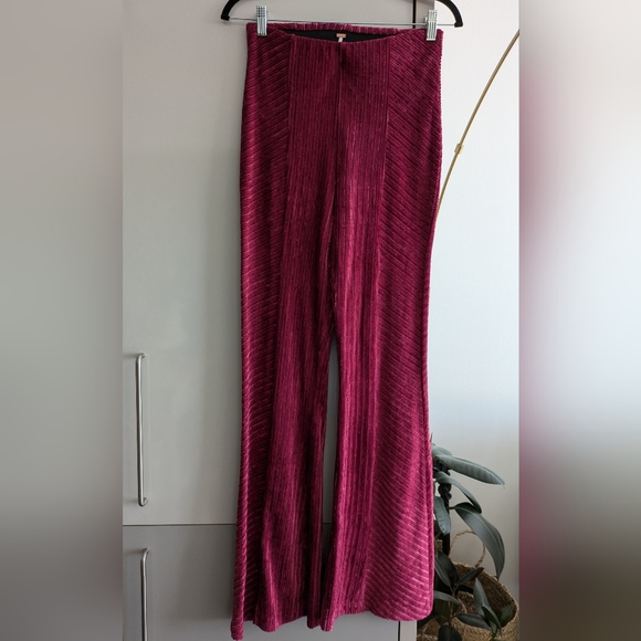 Free People Ribbed Velvet Pant Plum - Picture 1 of 7